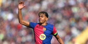 Lamine Yamal cumple sus primeros 100 partidos en la élite